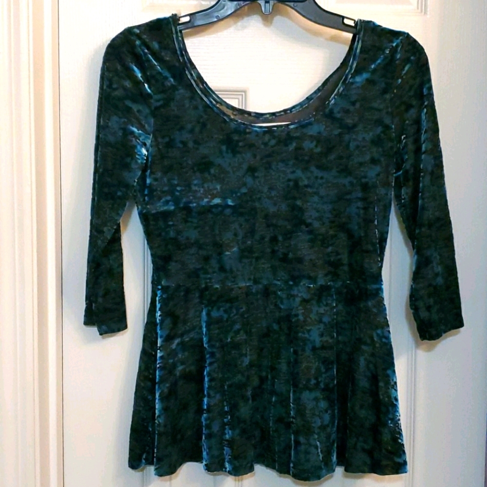 Adorable peplum top